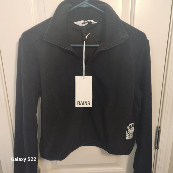 RAINS Black Half Zip Fleece. NWT. Size Small - Picture 3 of 7